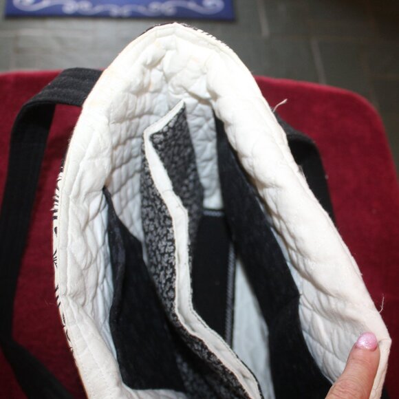 Vintage Black and White Quilted Patch Tote Bag - Picture 3 of 6
